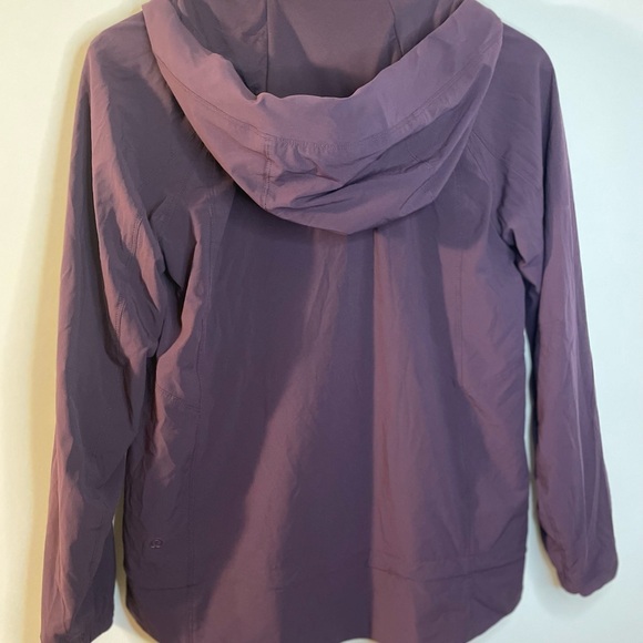 Lululemon|Step To It Hooded Full Zip Jacket Black cherry water Repellent Size 4 - Picture 9 of 13